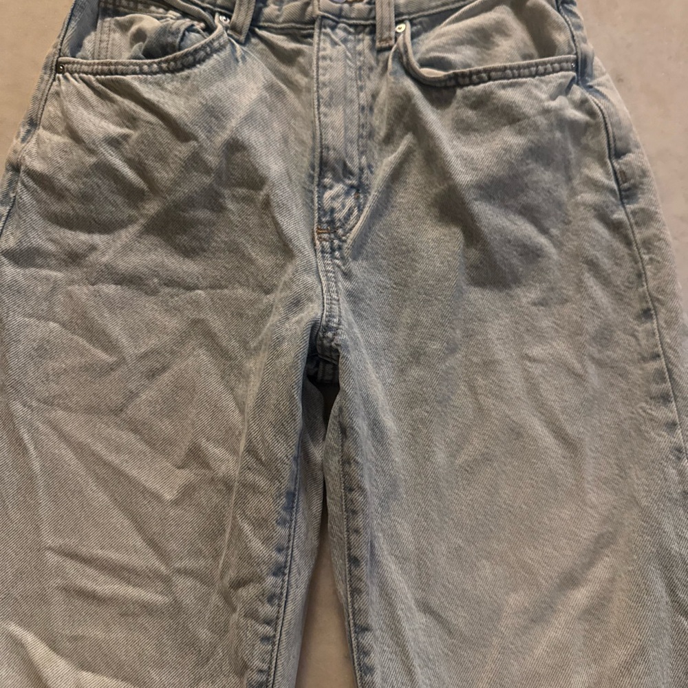 Women's Light Blue Jeans